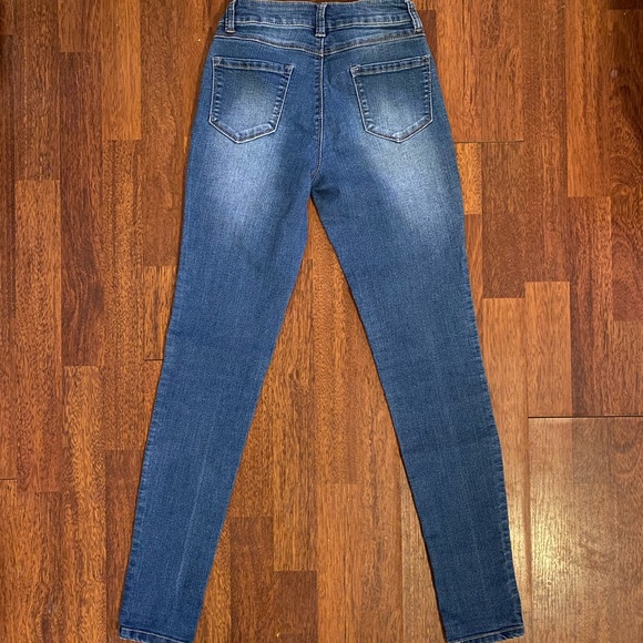 Medium Wash Mid-Rise Skinny Jeans - Picture 3 of 7